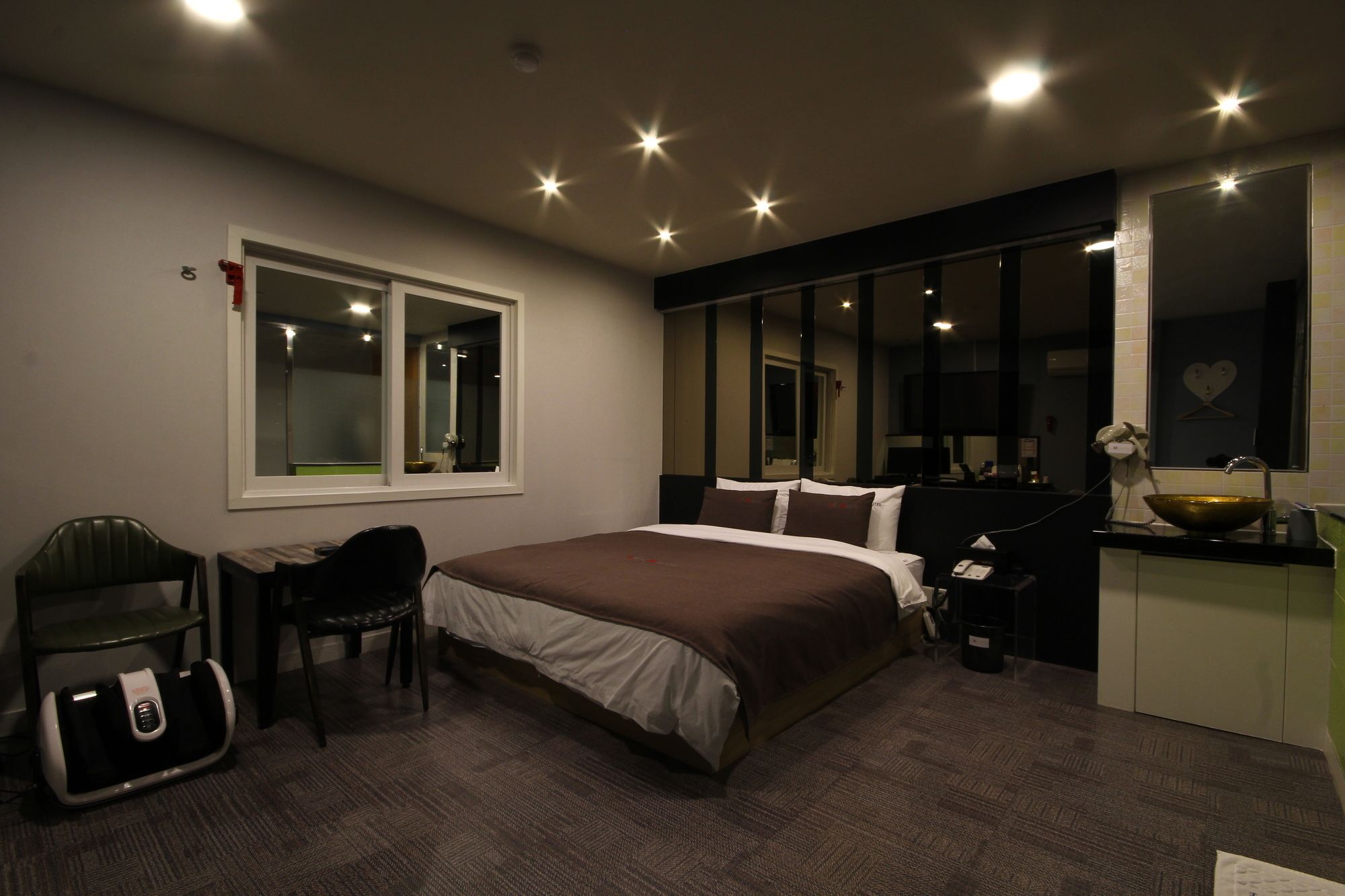The M Hotel Busan Exterior photo